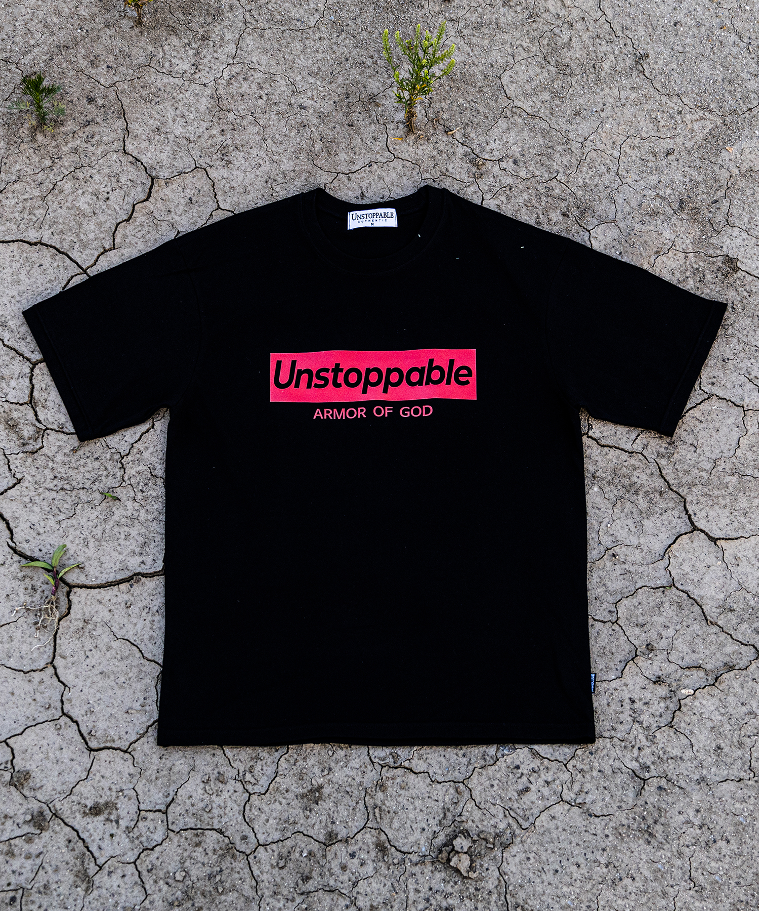 언스탑퍼블 박스로고 반팔티 블랙레드 (UNSTOPPABLE box logo T-shirt)