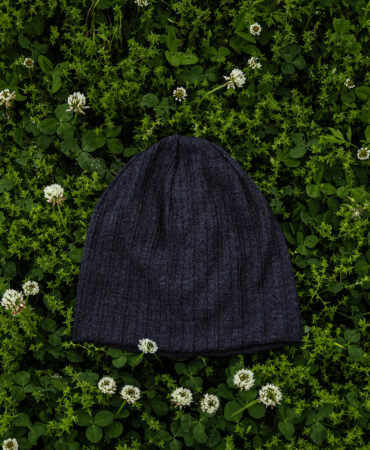 린넨 니트 골지 비니 차콜 (linen knit beanie)