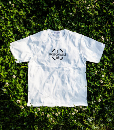 아이엠 언스탑퍼블 반팔티 화이트블랙 (IAM UNSTOPPABLE T-shirt)