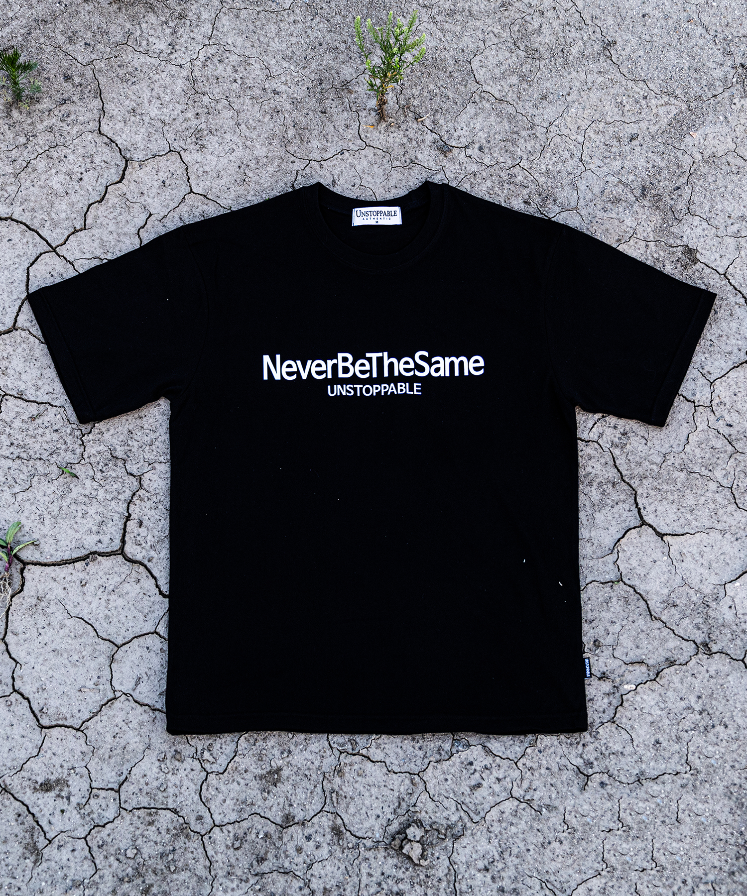 네버비더세임 반팔티 블랙화이트 (NEVER BE THE SAME T-shirt)