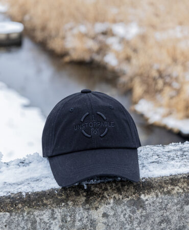 아이엠 언스탑퍼블 볼캡 올블랙 (IAM UNSTOPPABLE ballcap)
