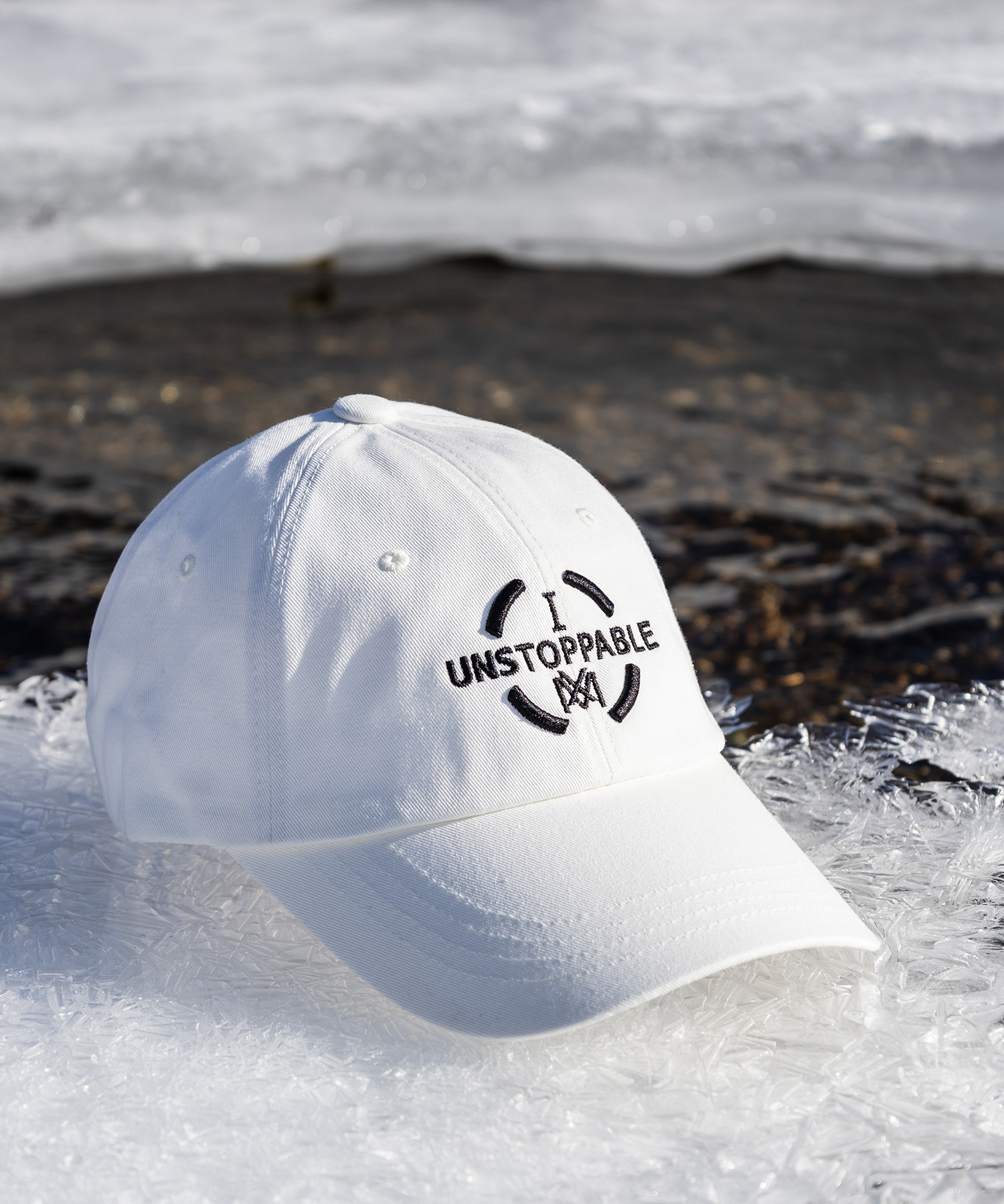아이엠 언스탑퍼블 볼캡 화이트 (IAM UNSTOPPABLE ballcap)