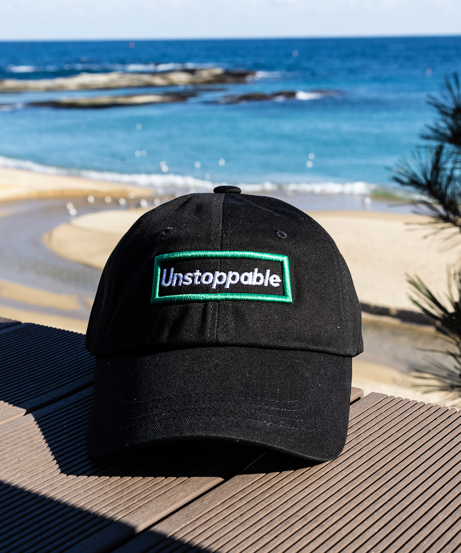언스탑퍼블 박스로고 볼캡 블랙그린 (UNSTOPPABLE box logo ballcap)