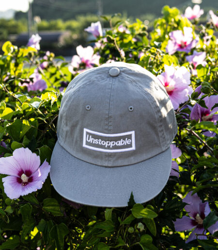 언스탑퍼블 박스로고 평챙 플랫캡 애쉬그레이 (UNSTOPPABLE box logo flat cap)