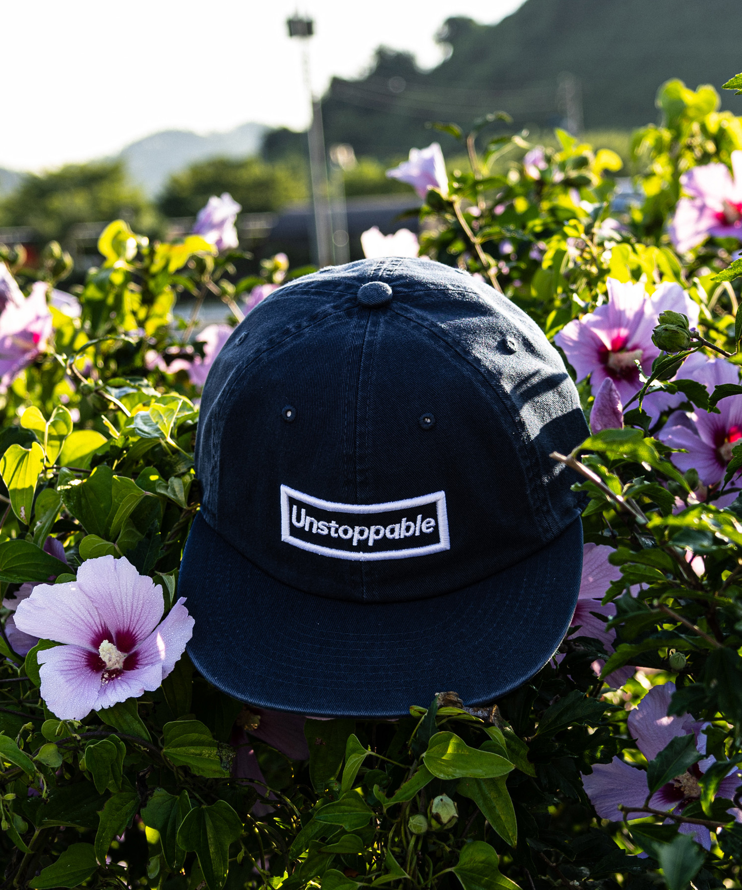 언스탑퍼블 박스로고 평챙 플랫캡 시크네이비 (UNSTOPPABLE box logo flat cap)