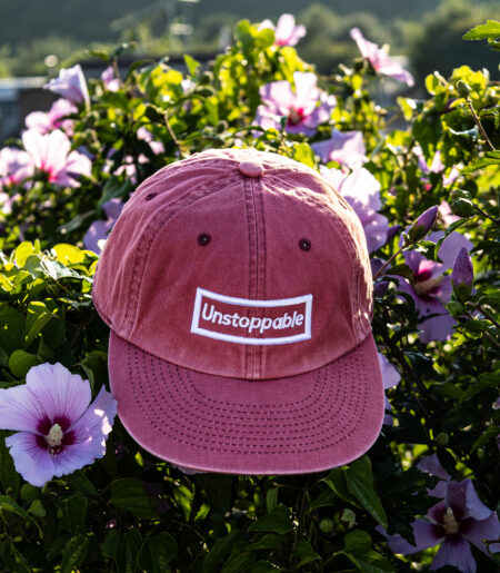 언스탑퍼블 박스로고 평챙 플랫캡 파우더핑크 (UNSTOPPABLE box logo flat cap)