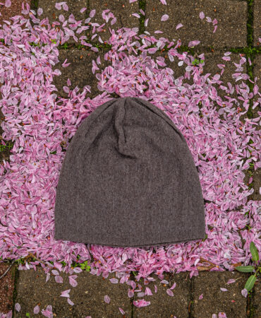 얇은 니트 망사 비니 브라운 (thin knit mesh beanie)