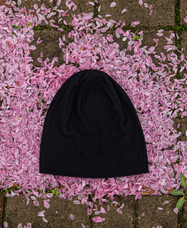 얇은 니트 망사 비니 블랙 (thin knit mesh beanie)
