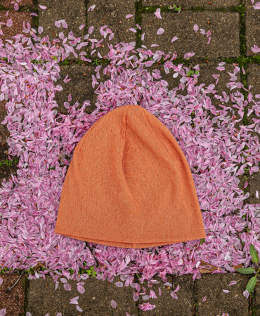 얇은 니트 망사 비니 피치 (thin knit mesh beanie)