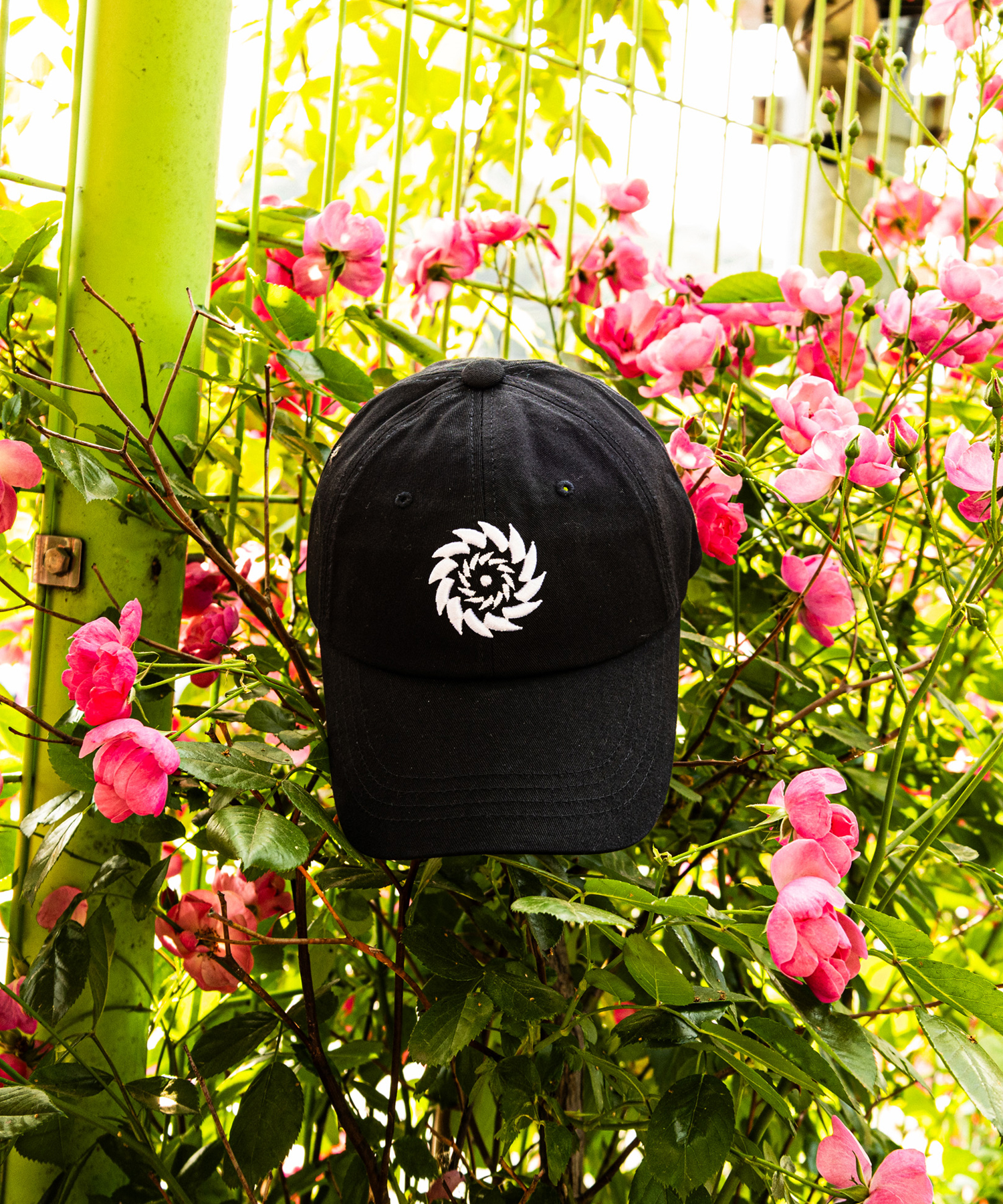 허리케인아이 볼캡 블랙화이트 (HURRICANE EYE ballcap)