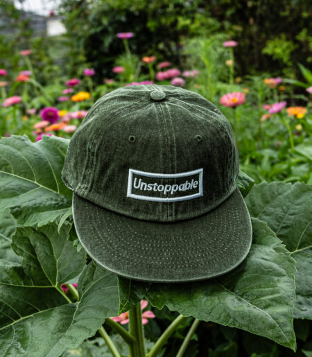 언스탑퍼블 박스로고 평챙 플랫캡 엣지카키 (UNSTOPPABLE box logo flat cap)