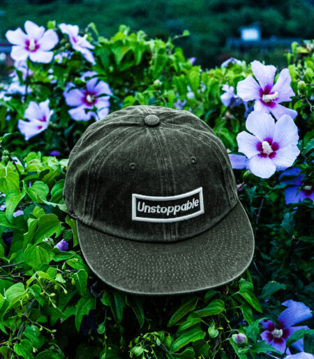언스탑퍼블 박스로고 플랫캡 평챙 엣지카키 (UNSTOPPABLE box logo flat cap)