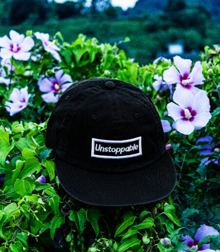 언스탑퍼블 박스로고 플랫캡 평챙 블랙 (UNSTOPPABLE box logo flat cap)
