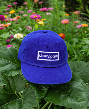 언스탑퍼블 박스로고 평챙 플랫캡 블루 (UNSTOPPABLE box logo flat cap)